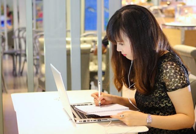 Ưu điểm của học tiếng Hàn trực tuyến